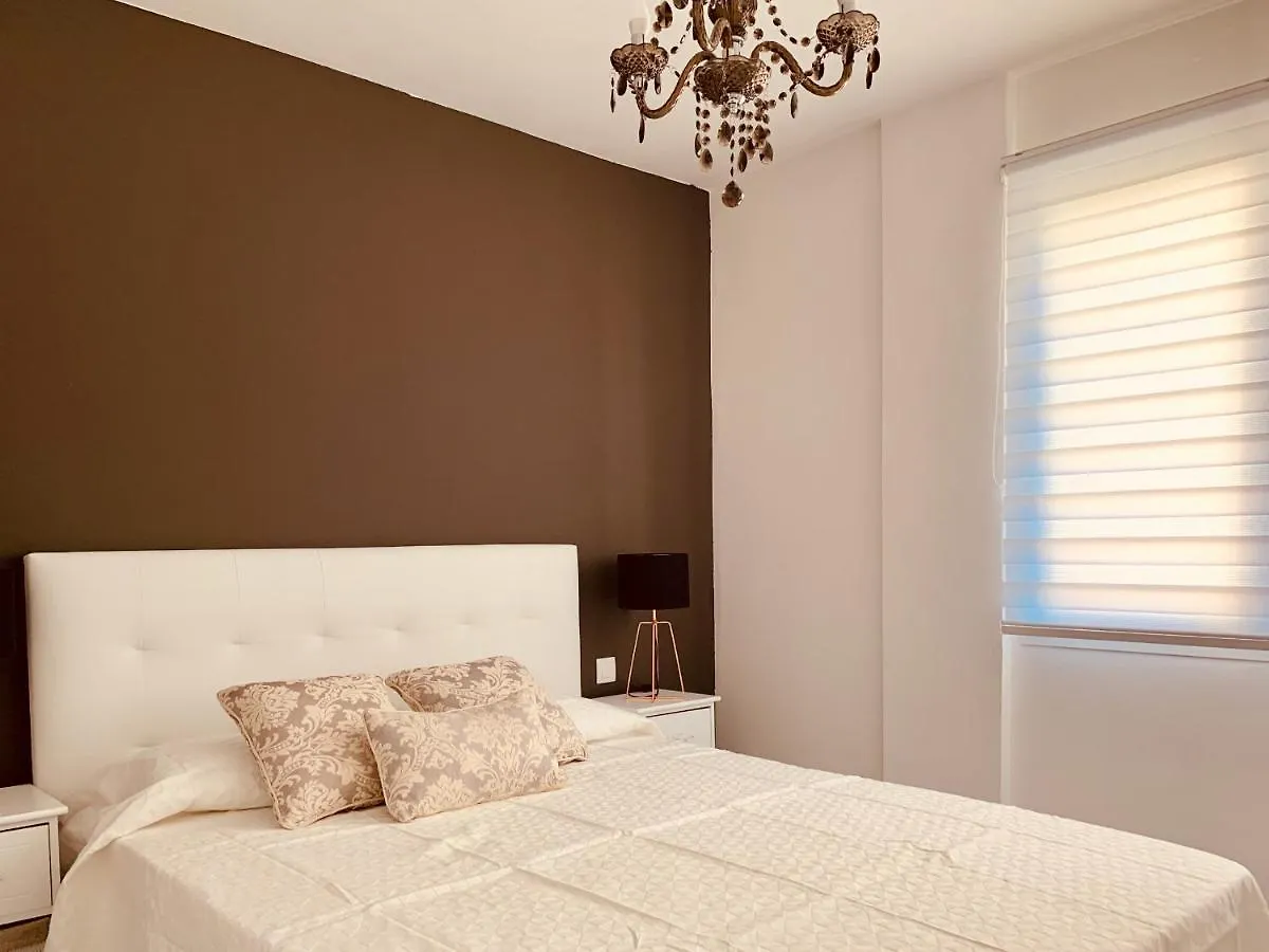 A&F Comfort Modern House Vecindario